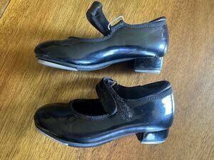 Girls 11C Black Patent Mary Jane Tap Shoes Dance Metal Toe Heel Taps